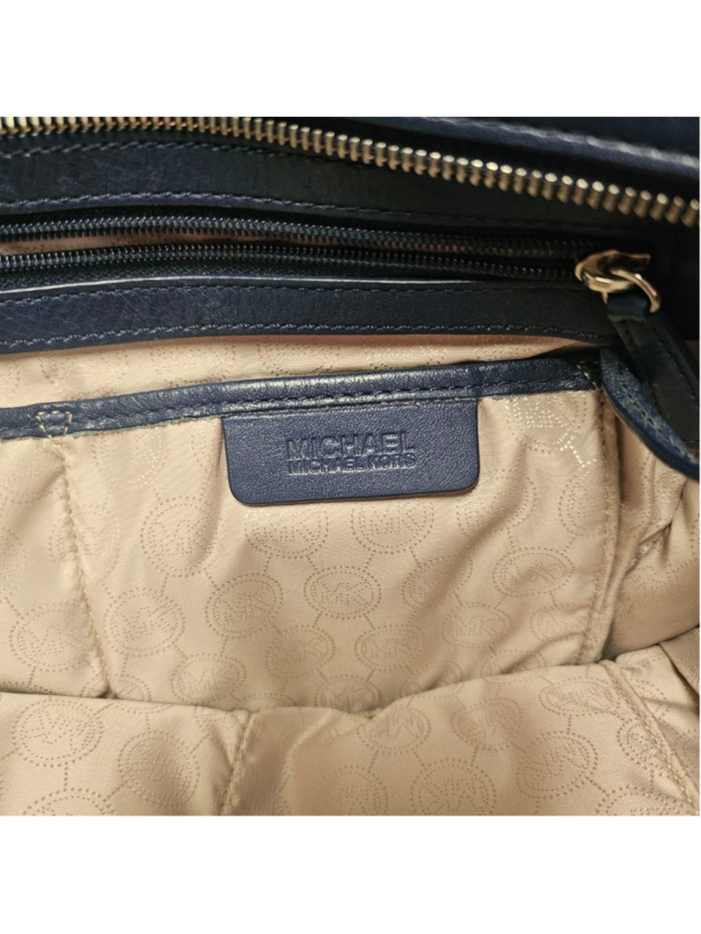 Michael Kors Sutton Medium Navy Blue Leather Satchel - Excellent Condition - Picture 4 of 10